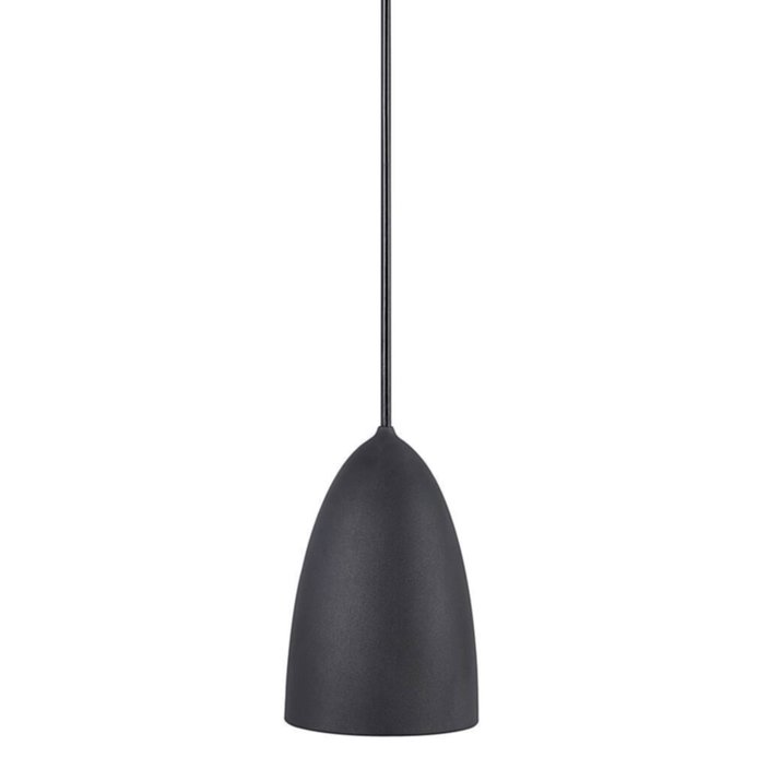 Nordlux Nexus je vzrušujúca séria svietidiel, ktorá stelesňuje severský dizajn. Elegantná lampa s retro detailmi. (čierna)
