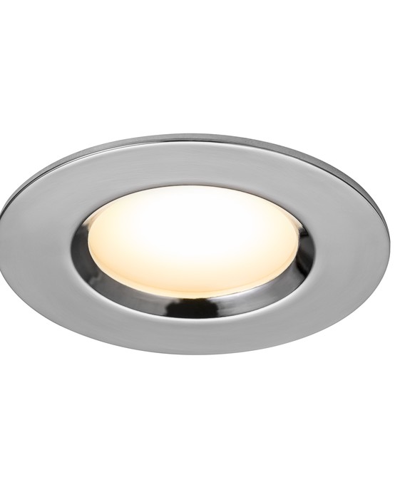 Zabudované svietidlo Dorado od Nordluxu vyžaruje teplé biele svetlo, takže je vhodné napríklad do miestnosti, kde potrebujete príjemné osvetlenie. Má aj vysoký stupeň IP.